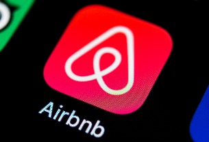 Airbnb's atypical unicorn story