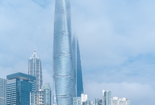 Cloud-planted art J Hotel Shanghai Tower debuted at the top of Shanghai