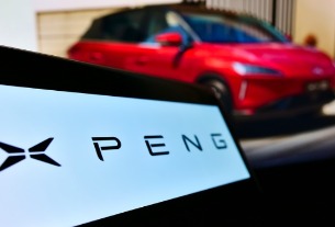 XPeng Motors reaches deal with eHi Car Services