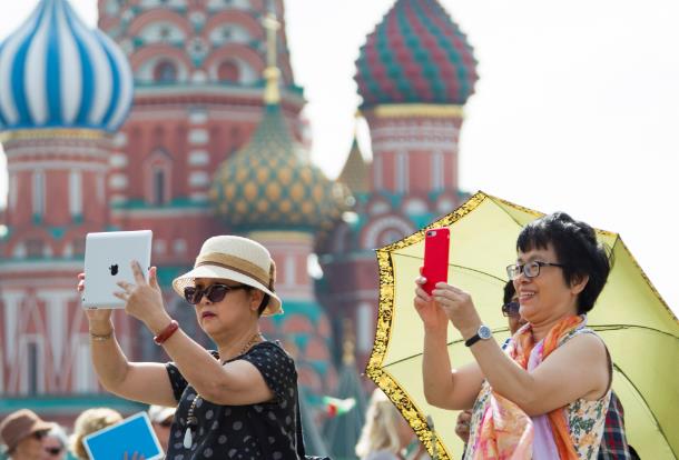 China outbound tourist numbers to rise 50% to 140 million in 2024