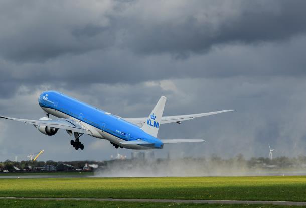 KLM to reduce Beijing, Shanghai flights